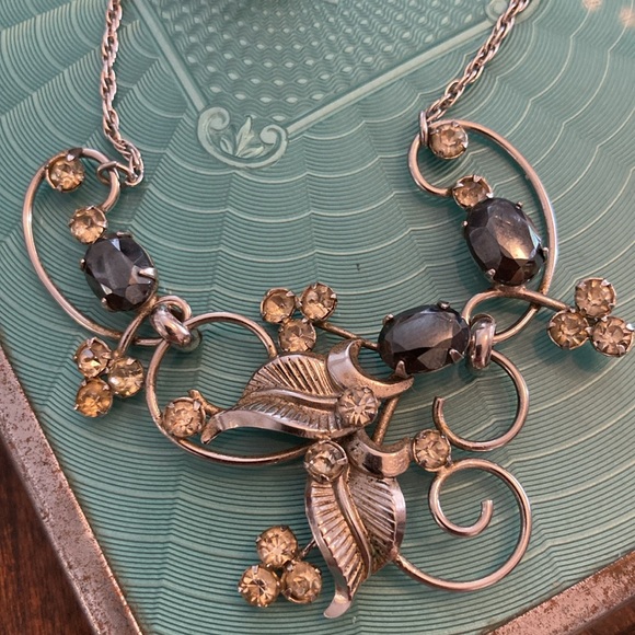 M C M Bond Boyd As is - Picture 2 of 5